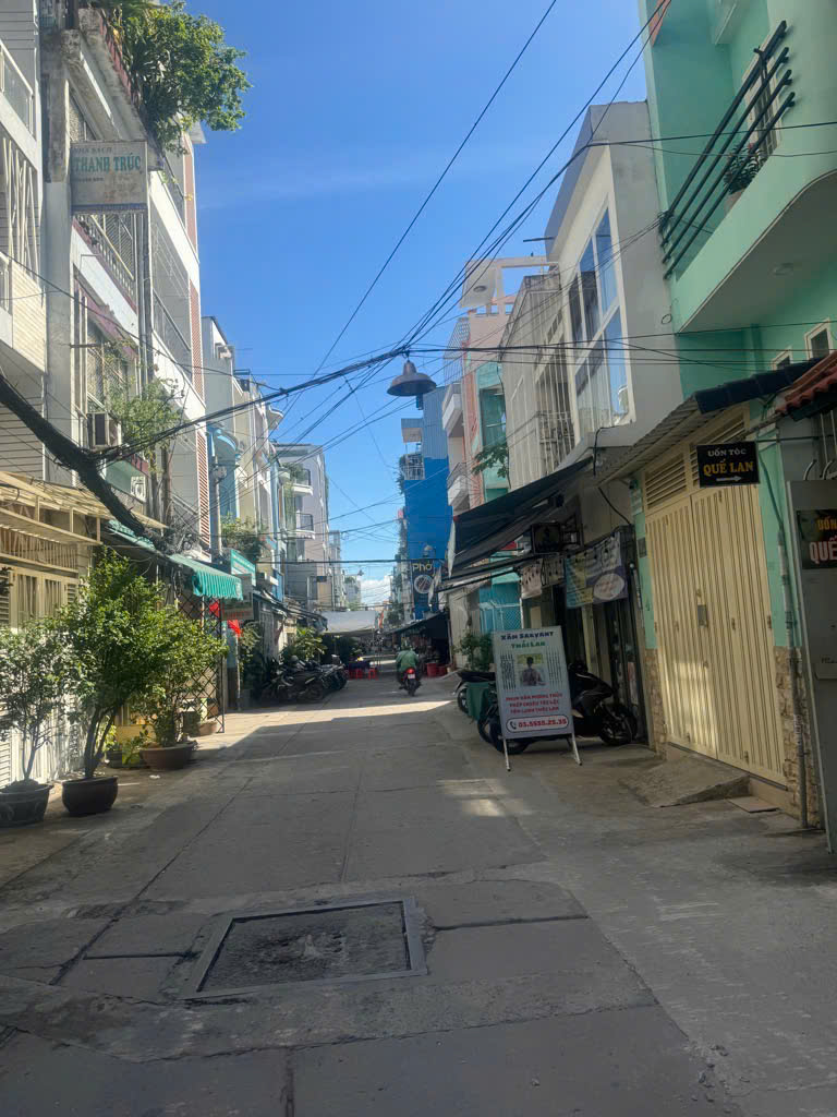 NHÀ PHỐ MẶT TIỀN HẺM 6M NGUYỄN THIỆN THUẬT - KHU BÀN CỜ, Q3, 74M2, 5 TẦNG, NHỈNH 21 TỶ.