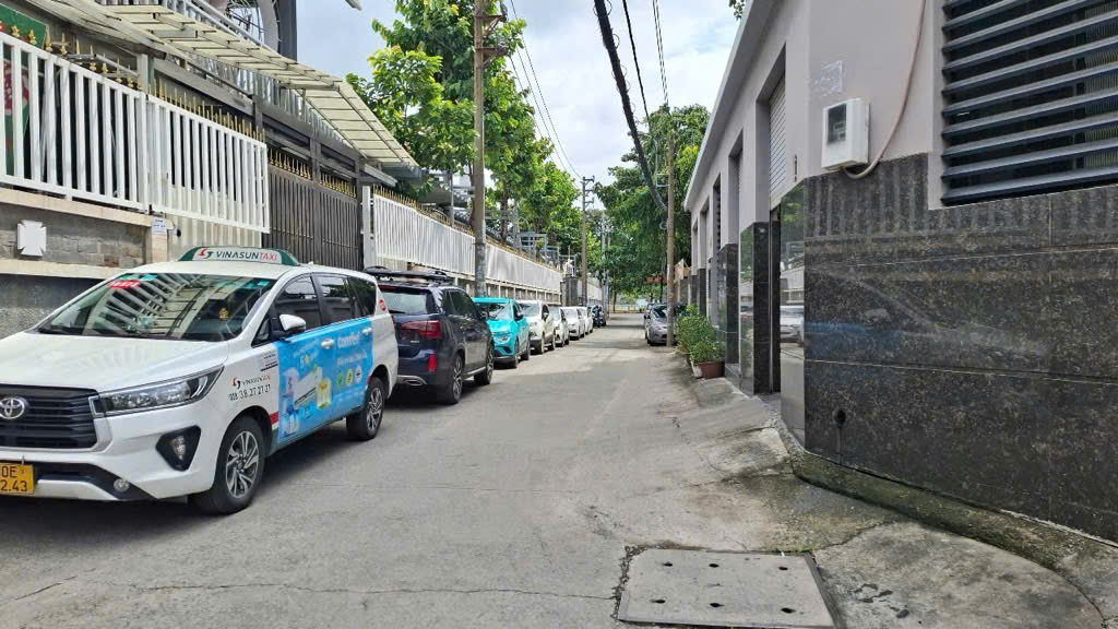 Nhà hẻm 5m ô tô tránh Xô Viết Nghệ Tĩnh, Quận Bình Thạnh, 67 m2, 5 tầng, Giá 12 tỷ.