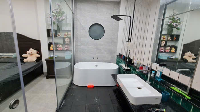 Bán nhà Nơ Trang Long, Quận Bình Thạnh 4 x 12 - 65m2 thổ cư 4 tầng chỉ 8.8 tỷ.