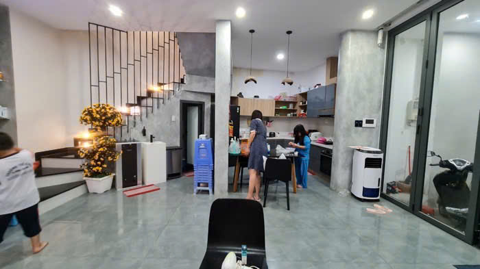 Bán nhà Nơ Trang Long, Quận Bình Thạnh 4 x 12 - 65m2 thổ cư 4 tầng chỉ 8.8 tỷ.