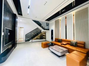 Bán nhà Quận Bình Thạnh, Hoàng hoa Thám DT 4.2x16=67m2 nhà 4 tầng giá 8 tỷ