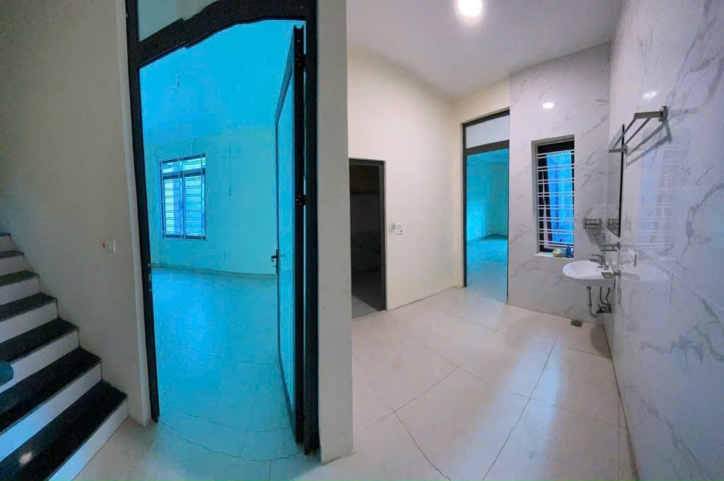 Cần bán GẤP nhà Phúc Lợi, Long Biên