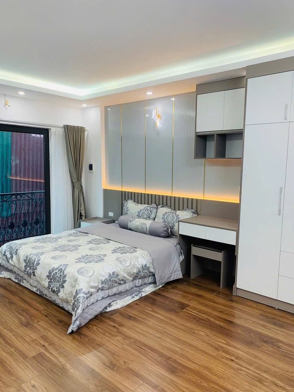 Bán nhà chính chủ phố gốc đề  minh khai 30m2 giá 4,5 tỷ