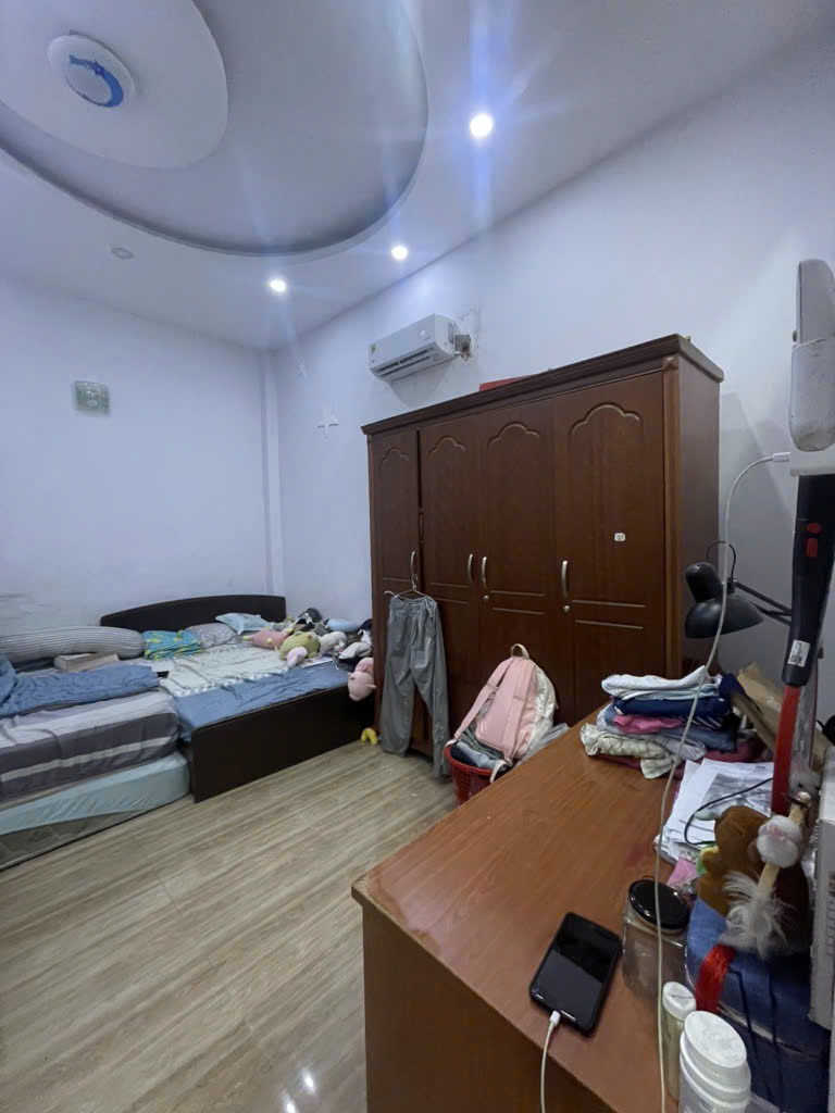 BÁN NHÀ DIỆN TÍCH KHỦNG 166M2 CHỦ NHIỆT BÁN GIẢM MẠNH 1 TỶ