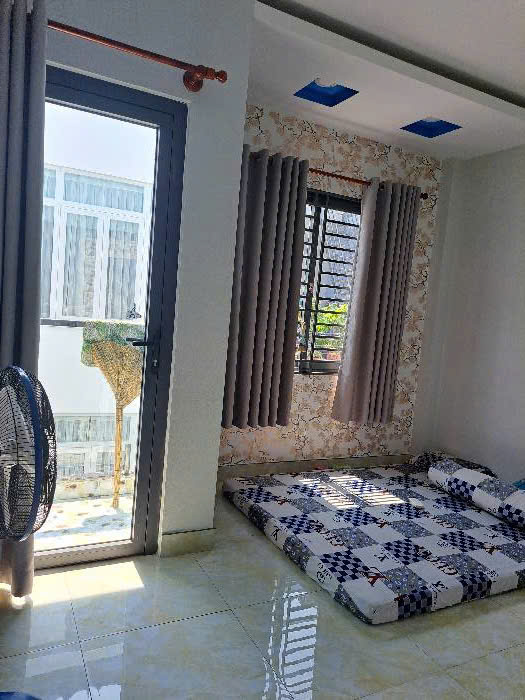 NHÀ ĐẸP DỌN VÀO Ở NGAY TẶNG NỘI THẤT XỊN - ĐƯỜNG ÂU CƠ - 8 TỶ TL