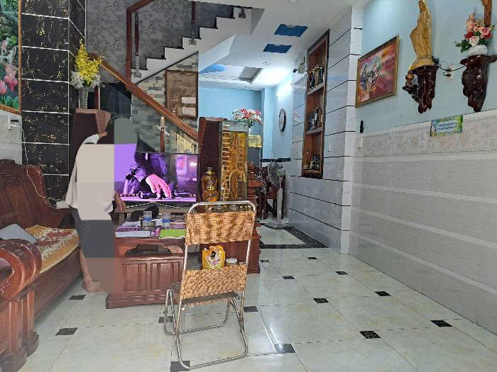 NHÀ ĐẸP DỌN VÀO Ở NGAY TẶNG NỘI THẤT XỊN - ĐƯỜNG ÂU CƠ - 8 TỶ TL
