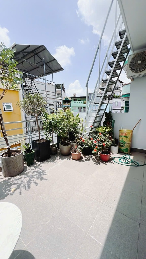 SIÊU PHẨM MẶT TIỀN KINH DOANH ĐƯỜNG SỐ  - KHU DÂN TRÍ CAO  - GẦN CÔNG VIÊN MÁT MẺ , TẬP THỂ DỤC MỖI NGÀY .... KHU CAO TẦNG ĐỒNG BỘ - 32.3M2 (4m x 8m )  - CHÍNH CHỦ 8 TỶ  -
