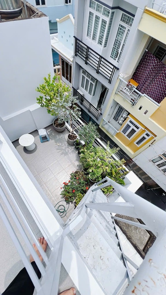 SIÊU PHẨM MẶT TIỀN KINH DOANH ĐƯỜNG SỐ  - KHU DÂN TRÍ CAO  - GẦN CÔNG VIÊN MÁT MẺ , TẬP THỂ DỤC MỖI NGÀY .... KHU CAO TẦNG ĐỒNG BỘ - 32.3M2 (4m x 8m )  - CHÍNH CHỦ 8 TỶ  -