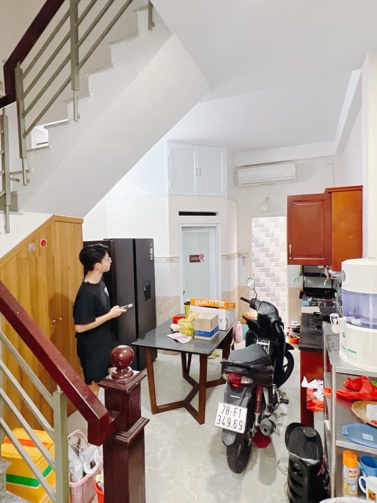 TÔN THẤT THUYẾT - CÁCH MẶT TIỀN ĐƯỜNG 50M  - KHU AN NINH DÂN TRÍ CAO - KHU VỰC CAO TẦNG ĐỒNG BỘ  - 41M2 5TẦNG 5PN    -  CHÍNH CHỦ 6.1  TỶ-