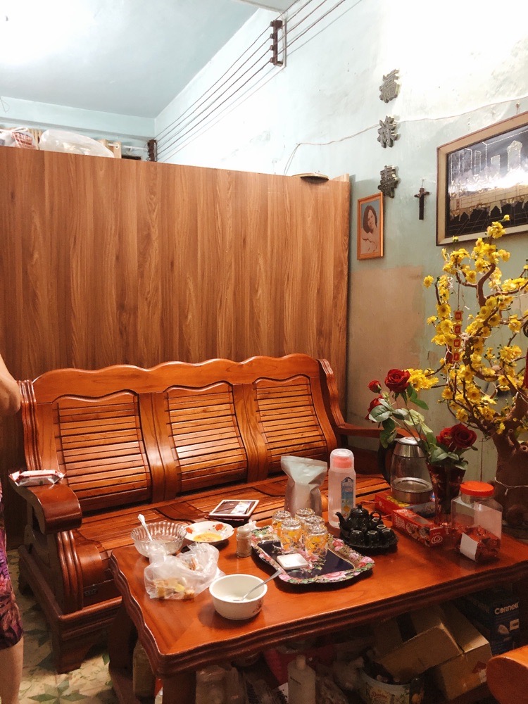 - Chính chủ cần tiền bán gấp nhà mặt tiền Đường Nguyễn Tất Thành, P18 q4 (đối diện kho 11 Cảng Sài Gòn . vew bờ sông cảng Sài Gòn ) ngang ngửa THẨM ĐỊNH NHÀ. ,