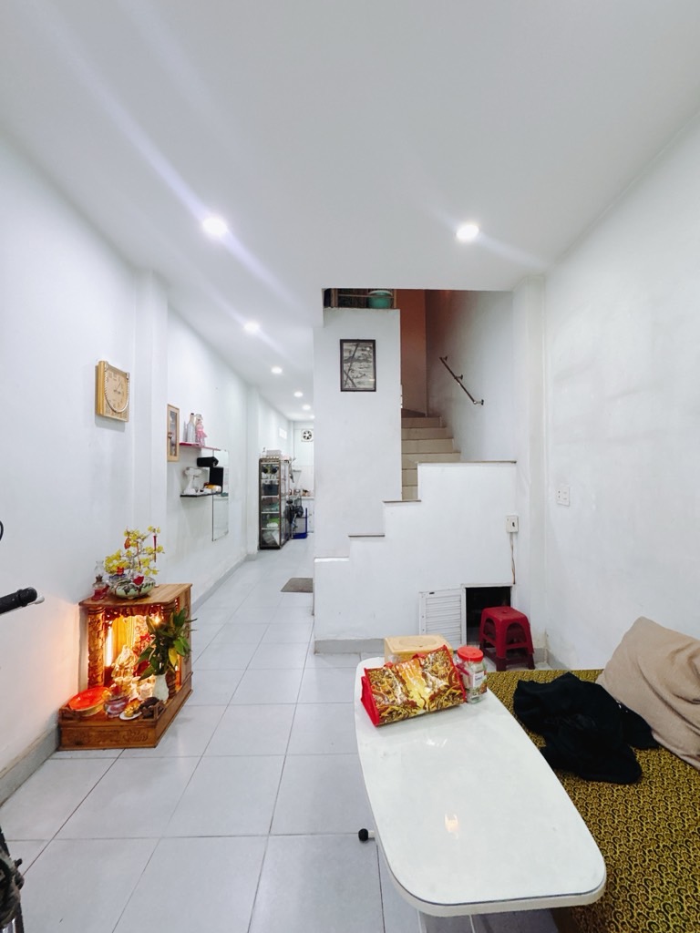 Siêu phẩm mới cần ra gấp cho nhà đầu tư, bán nhà mặt tiền Q4 ngang giá đất nhà nước công bố!