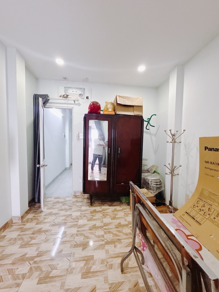 Siêu phẩm mới cần ra gấp cho nhà đầu tư, bán nhà mặt tiền Q4 ngang giá đất nhà nước công bố!