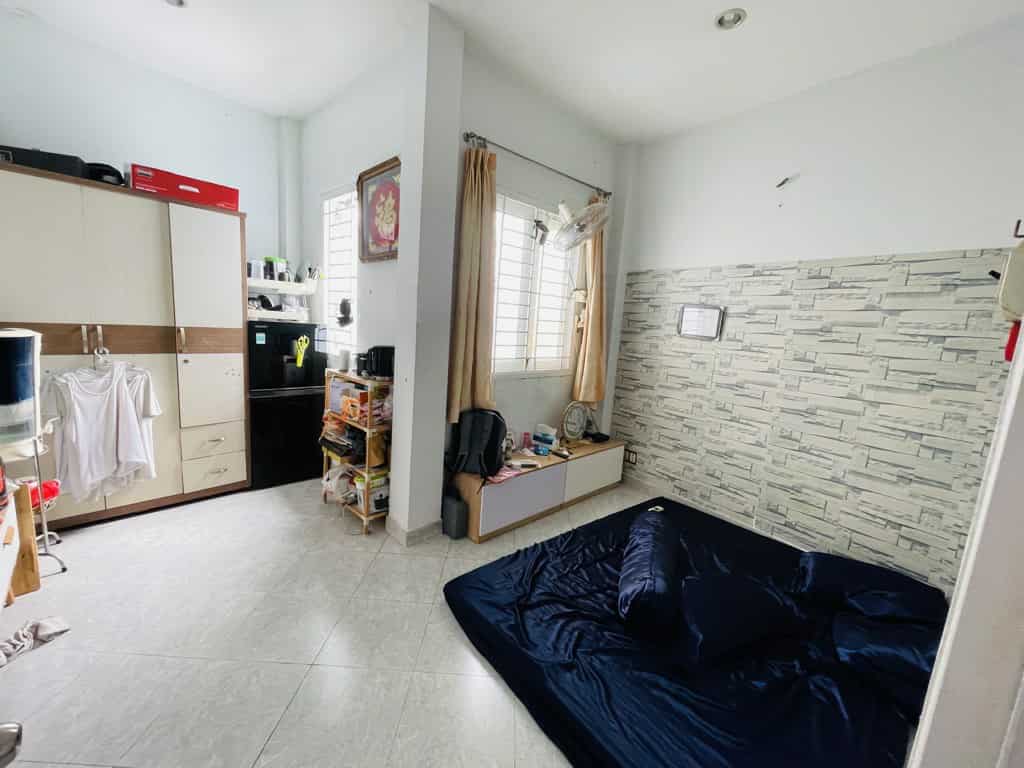 Hạ Thêm 400tr còn 5tỷ8 nhà Hẻm đường Phạm Văn Hai 30m , gần Bùi Thị Xuân, Cộng Hòa & Hoàng Văn Thụ, quận Tân Bình