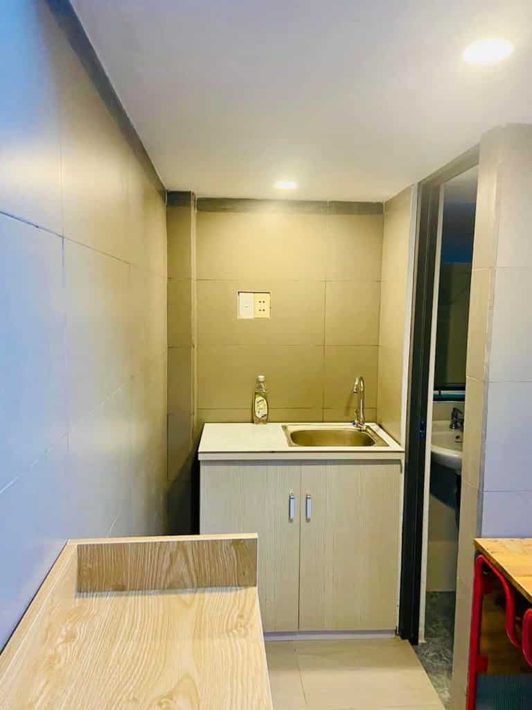 Nhà Hẻm đường Thiên Phước gần Lý Thường Kiệt, Trần Văn Hoàng, quận Tân Bình, giá 6 tỷ 3