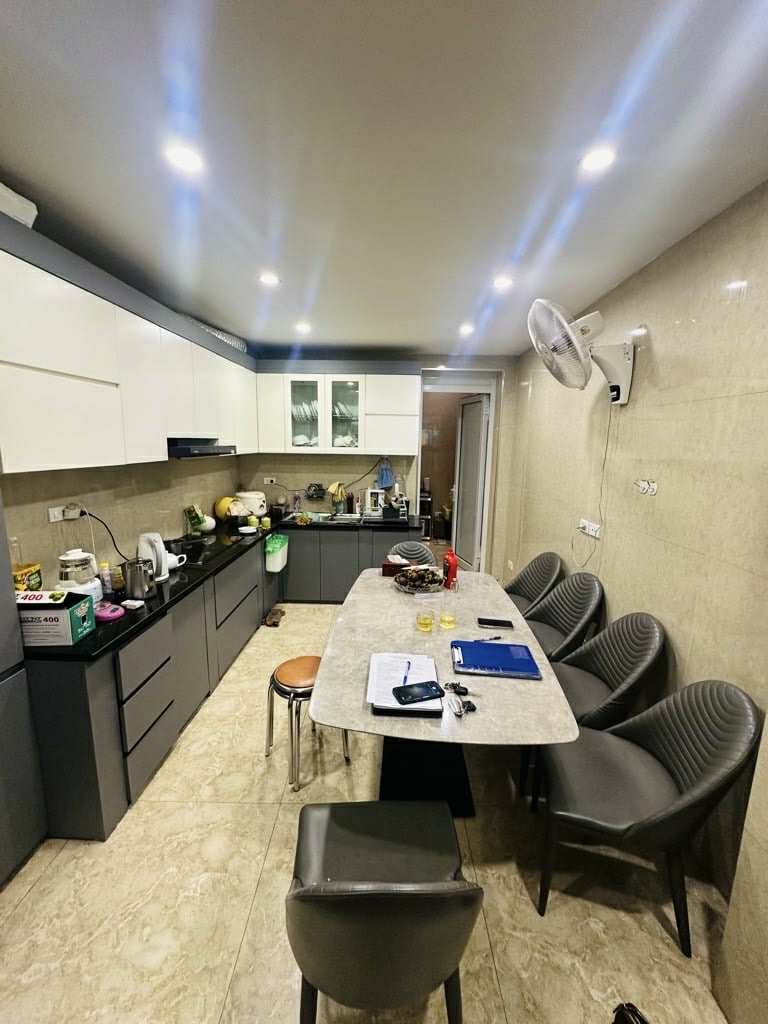 MẶT PHỐ DÂN XÂY OTO TRÁNH - FULL NỘI THẤT - Ô CHỜ THANG MÁY