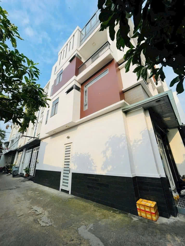 CĂN GÓC 4 TÂNG THOÁNG MÁT / HXH & TRÁNH THÔNG THOÁNG VÕ THỊ NHỜ - NGAY KDC NAM LONG *Q7