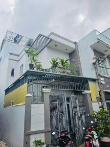 Bán nhà đẹp quận 7 ngang 5m trung tâm giá chỉ 4 tỷ