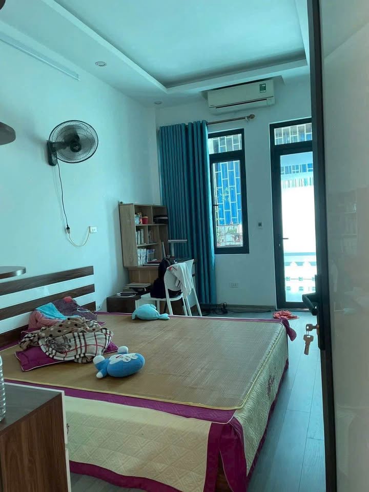 BÁN NHÀ Gần Ngã Tư Trường Chinh…Đại La…Giải Phóng