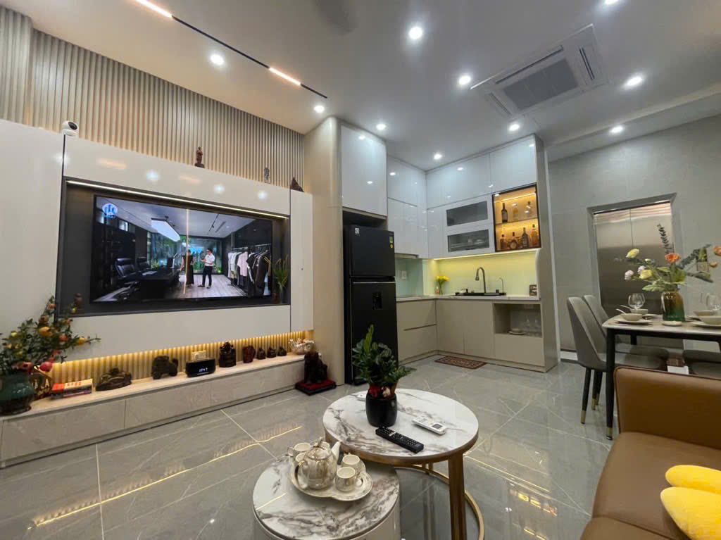 Khu VIP nhất phố Nguyễn Văn Cừ, khu phân lô cán bộ hàng không