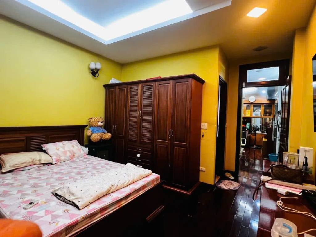 BA BƯỚC Ô TÔ TRÁNH - Ô TÔ LÙI GẦN SÁT NHÀ - MẶT TIỀN ĐẸP - DÂN XÂY - ĐẸP NHƯ MỚI - CẢI TẠO DÒNG TIỀN TỐT