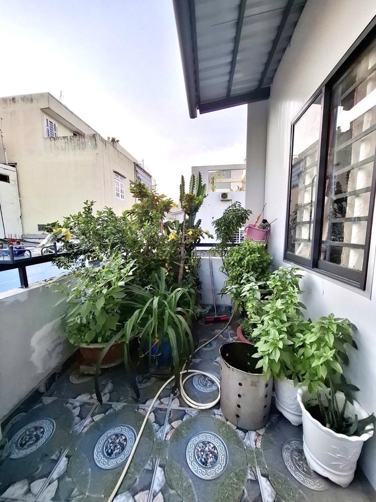 BÁN NHÀ HẬU GIANG - 49M2 - 4 TẦNG - HƠN 6 TỶ