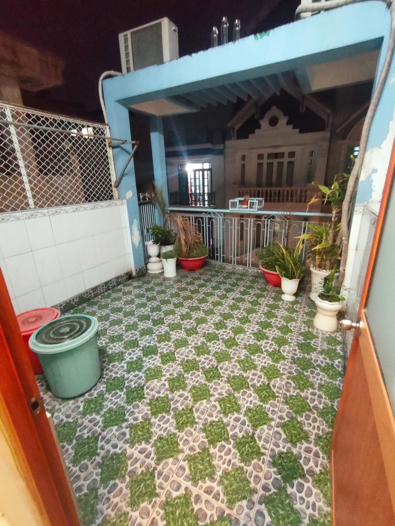 NHÀ HẺM HẬU GIANG - DT 45M2 – 4 TẦNG