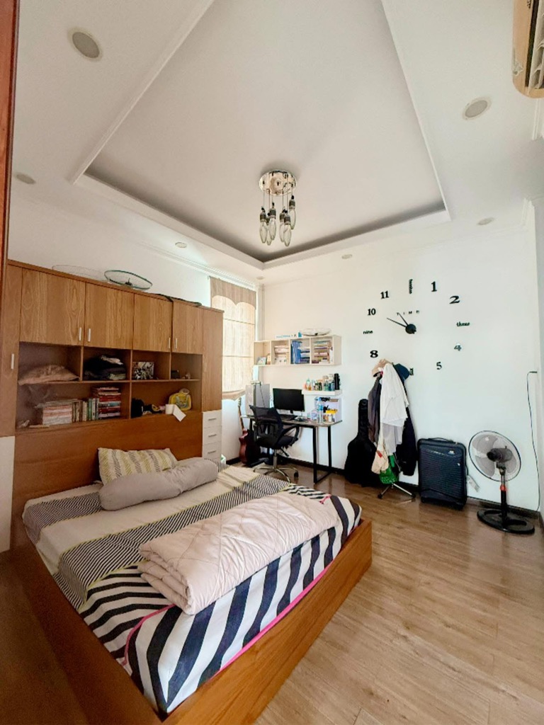 NHÀ HẺM HẬU GIANG - DT 80M2 – 3 TẦNG, NỘI THẤT ĐẸP