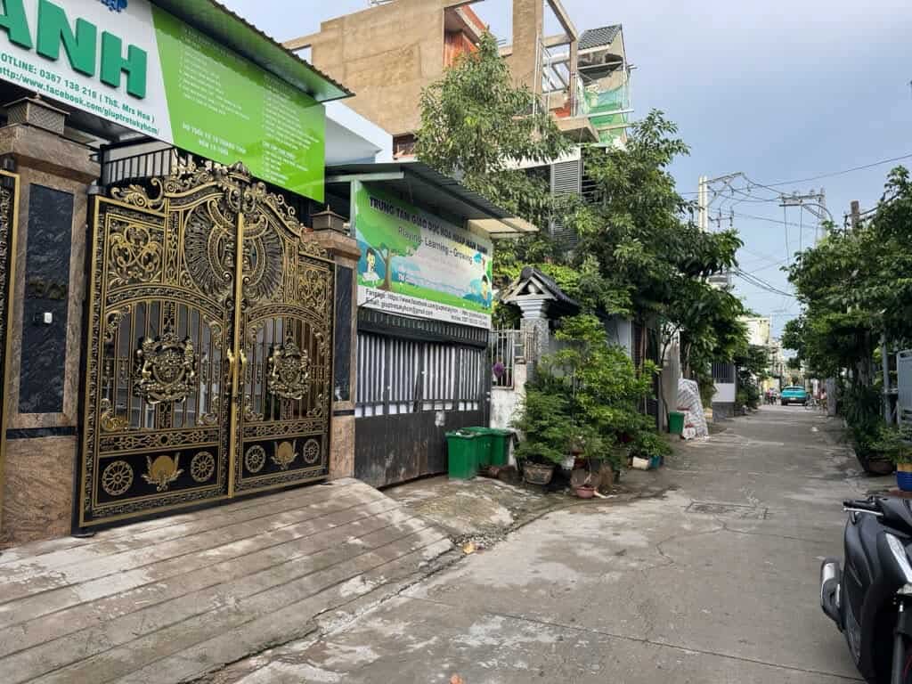 BÁN ĐẤT TẶNG NHÀ CẤP 4 - SẴN DÒNG TIỀN