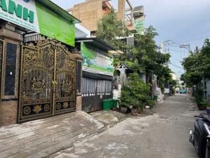 BÁN ĐẤT TẶNG NHÀ CẤP 4 - SẴN DÒNG TIỀN