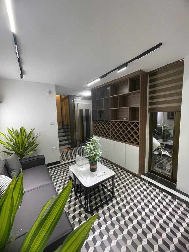 nhà đẹp đống đa 6 tầng thang máy 35m2 giá 10,5 tỷ