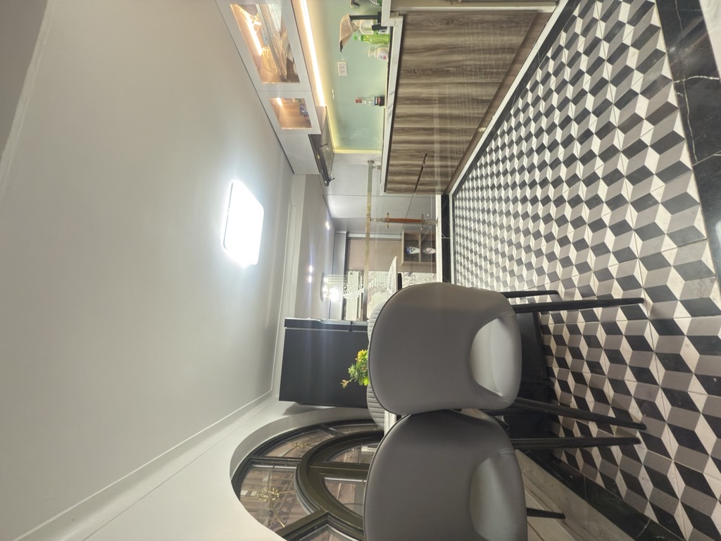 nhà đẹp đống đa 6 tầng thang máy 35m2 giá 10,5 tỷ