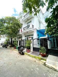 BIỆT THỰ MINI HÀ HUY GIÁP – KHU VILLA ANH ĐÀO – 68M² – 4 TẦNG – 5PN – HXH 10M – GIÁ CHỈ 6.3 TỶ