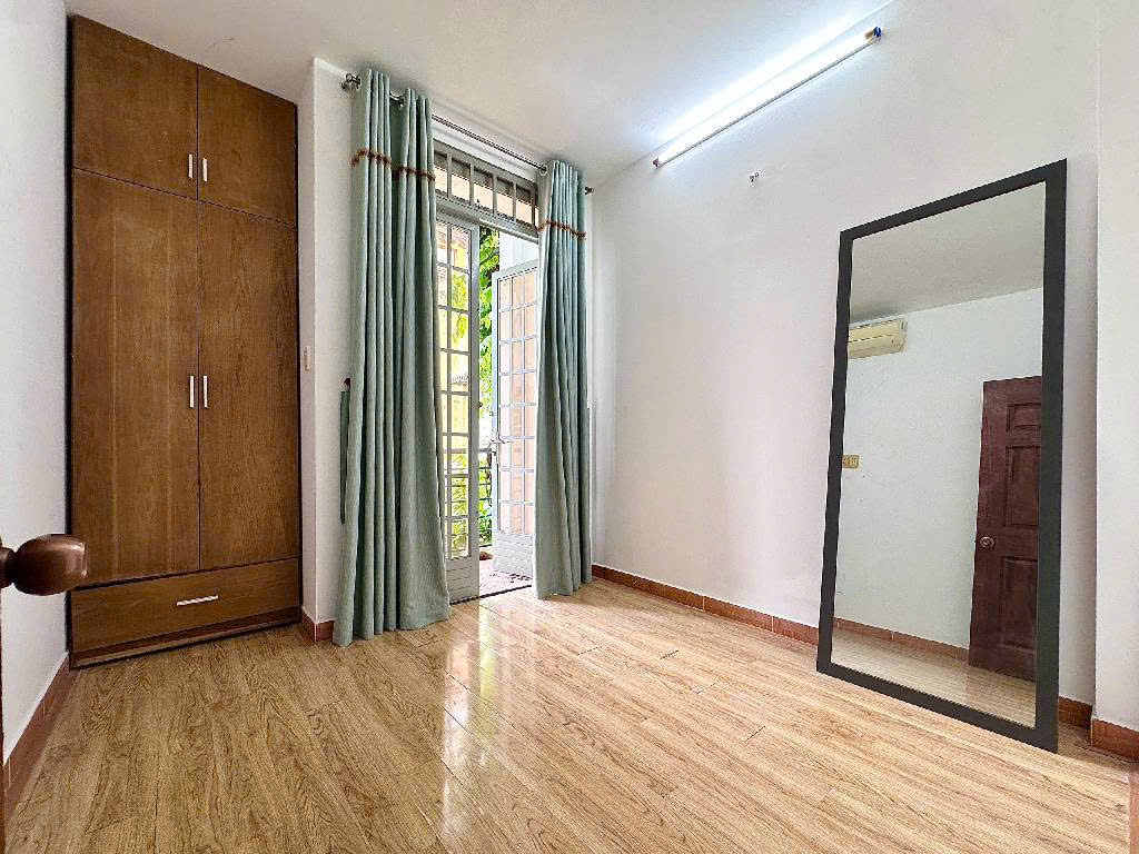 BÁN NHÀ THÀNH THÁI 3 TẦNG - HXH - KHU VIP KINH DOANH ĐỈNH QUẬN 10 - CHỈ 8.8 TỶ
