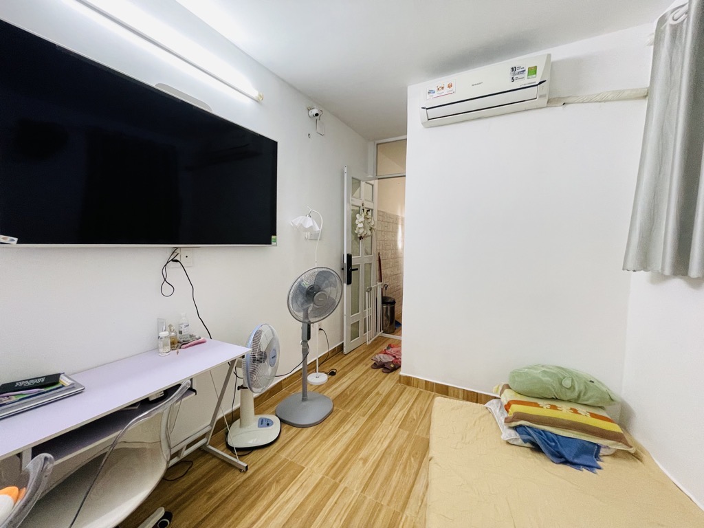 Nhà Đẹp trong Khu Dân trí cao-Hẻm rộng Lê Văn Sỹ, gần trung tâm Q3, Phú Nhuận-40m2 -Giá 5,5 tỷ