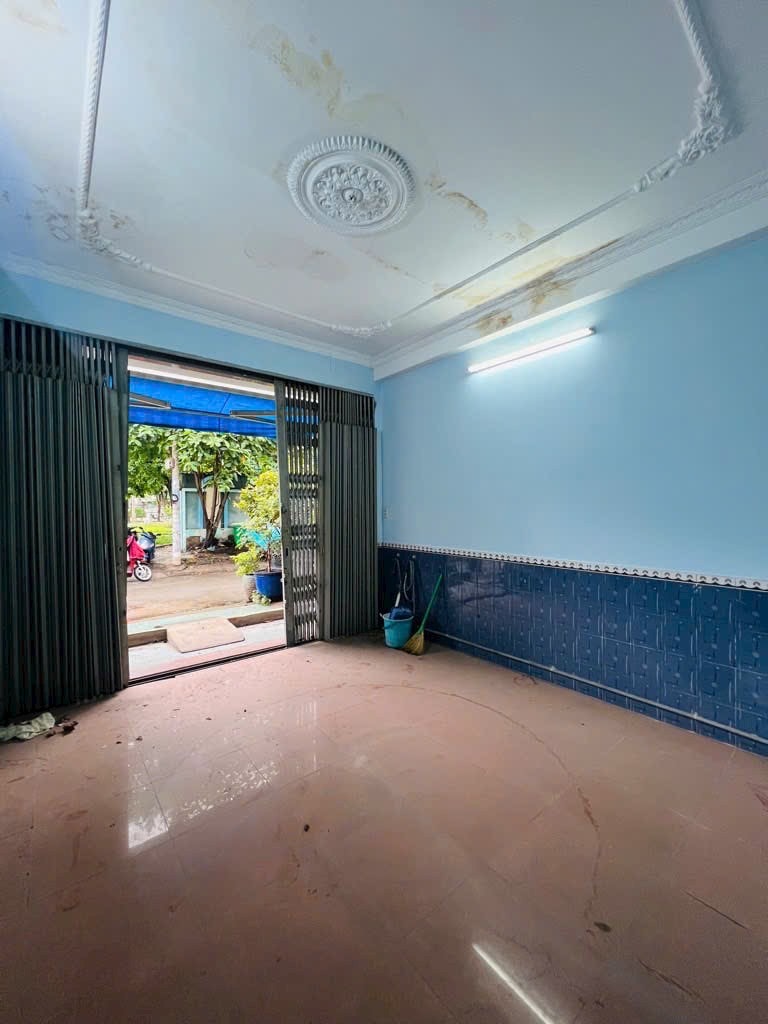 BÁN NHÀ MẶT TIỀN VIEW CÔNG VIÊN – HỒ HỌC LÃM - KDC NAM HÙNG VƯƠNG- 3 TẦNG - 4X17M - CHỈ 6.6 TỶ