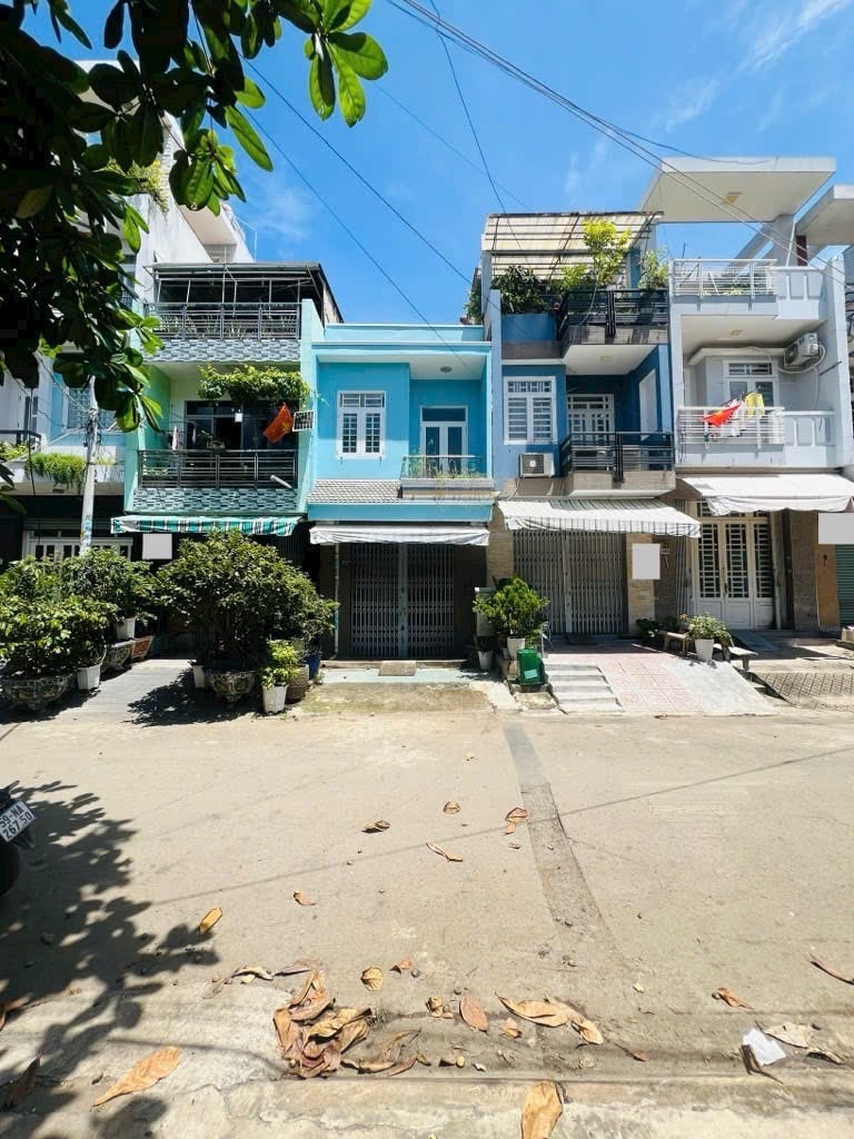 BÁN NHÀ MẶT TIỀN VIEW CÔNG VIÊN – HỒ HỌC LÃM - KDC NAM HÙNG VƯƠNG- 3 TẦNG - 4X17M - CHỈ 6.6 TỶ