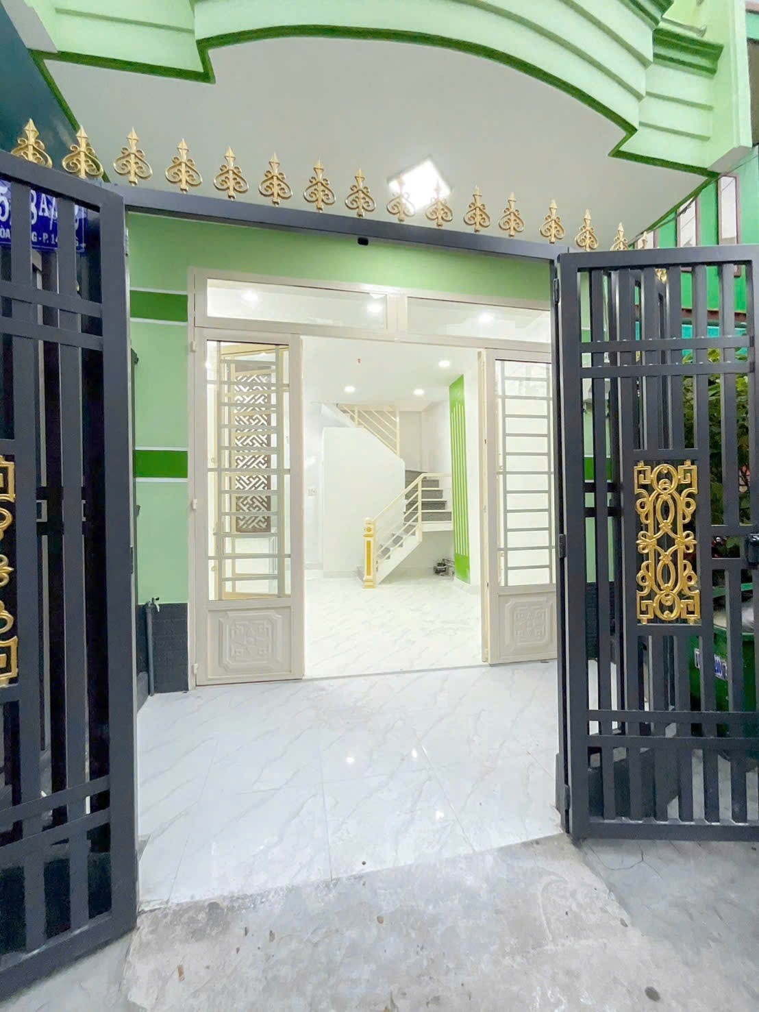 NHÀ ĐẸP TRUNG TÂM Q.6 - TÂN HÒA ĐÔNG - 2 TẦNG- 22m2 - VÀO Ở NGAY- CHỈ 2.2 TỶ