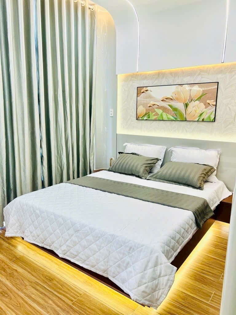 NHÀ ĐẸP LUNG LINH - VỊ TRÍ ĐẸP HẺM 1 SẸC XE HƠI THOÁNG 6M THÔNG - 5 TẦNG - 48M2 -  NGAY HƯƠNG LỘ 2 - CHỈ 6.6 TỶ