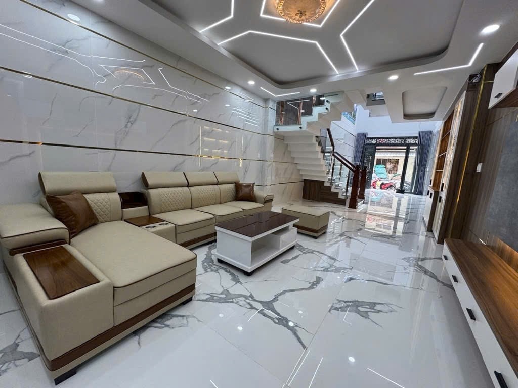 NHÀ SIÊU ĐẸP 4 TẦNG - HẺM OTO- LÊ VĂN QUỚI- GẦN NGÃ 4 BỐN XÃ - BÌNH TÂN-4M*13M
