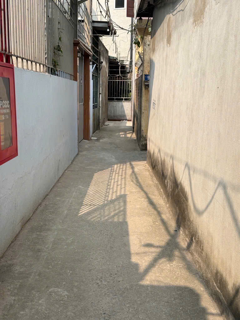 SIÊU RẺ - CHỈ 3 TỶ CÓ NHÀ 50M2 NGUYỄN VĂN LINH – NGÕ NÔNG VÀ THẲNG, VÀI BƯỚC RA ĐƯỜNG LỚN.