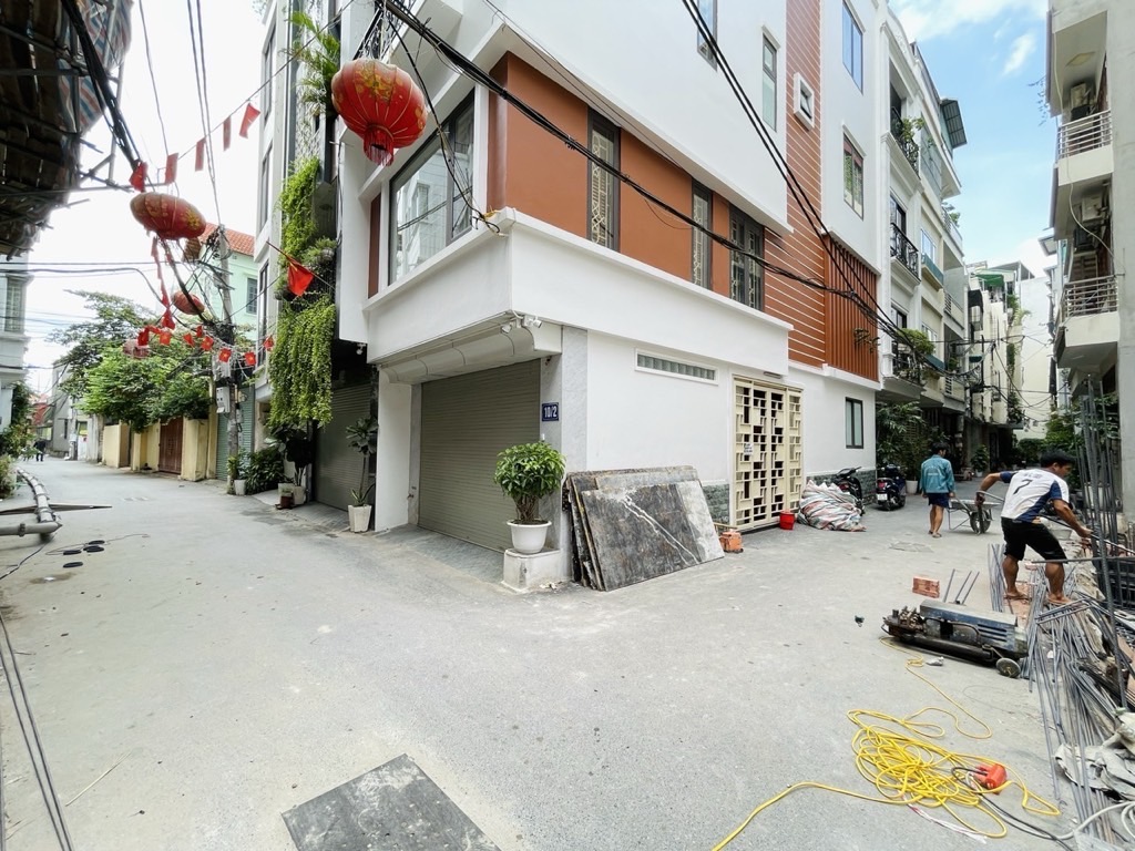 NHÀ ĐẸP NGỌC THUỴ OTO LÙI CỬA CHỈ NHỈNH 7 TỶ