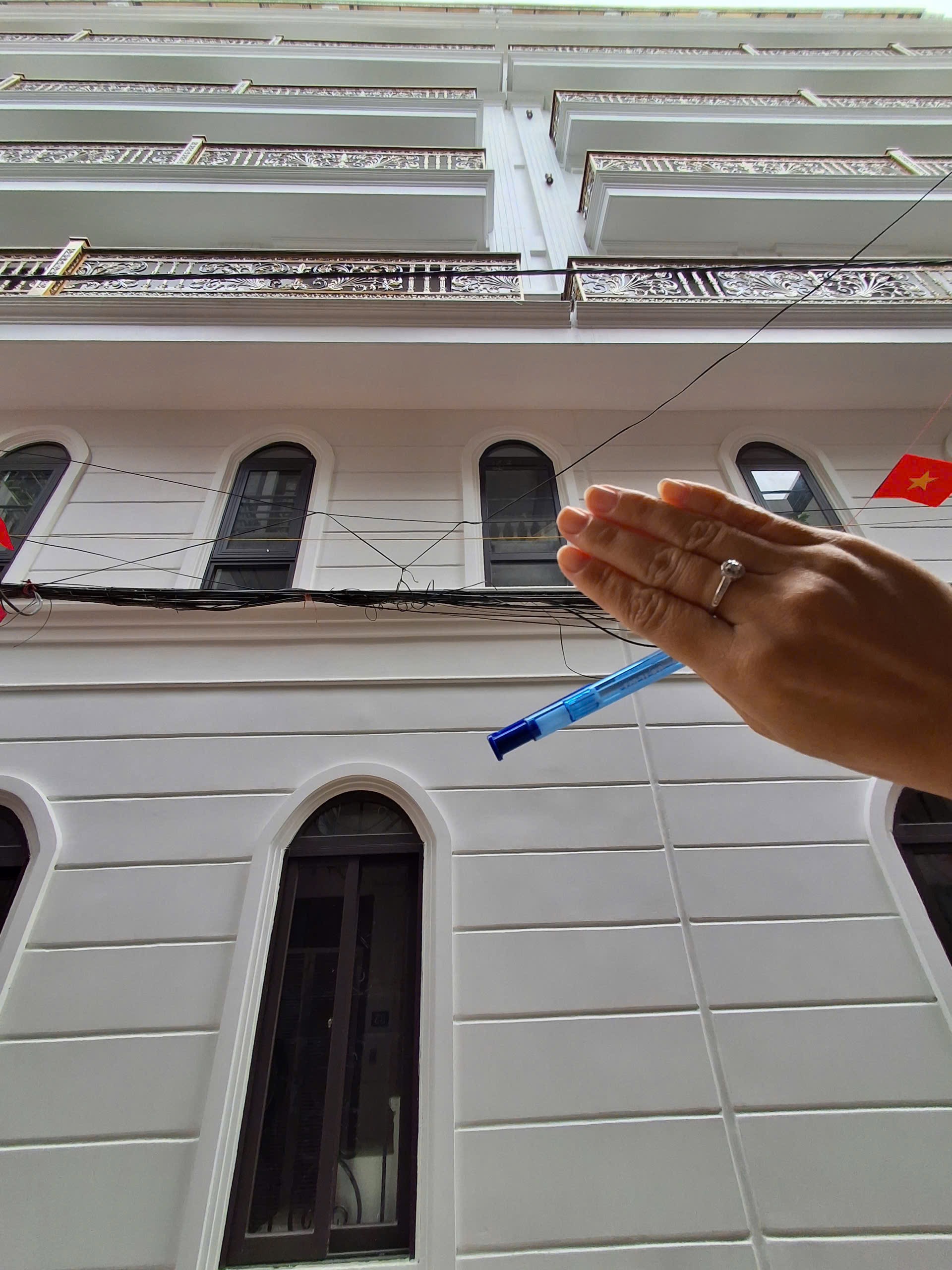 Hoa hậu Sài Đồng Long Biên - 60m2 7 tầng thang máy 1x tỷ (x nhỏ) - LÔ GÓC - FULL NỘI THẤT HIỆN ĐẠI - OTO NGỦ TRONG NHÀ