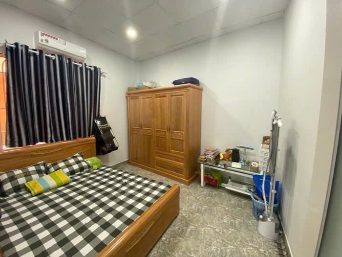 Nhà mặt tiền đường Gò Cát