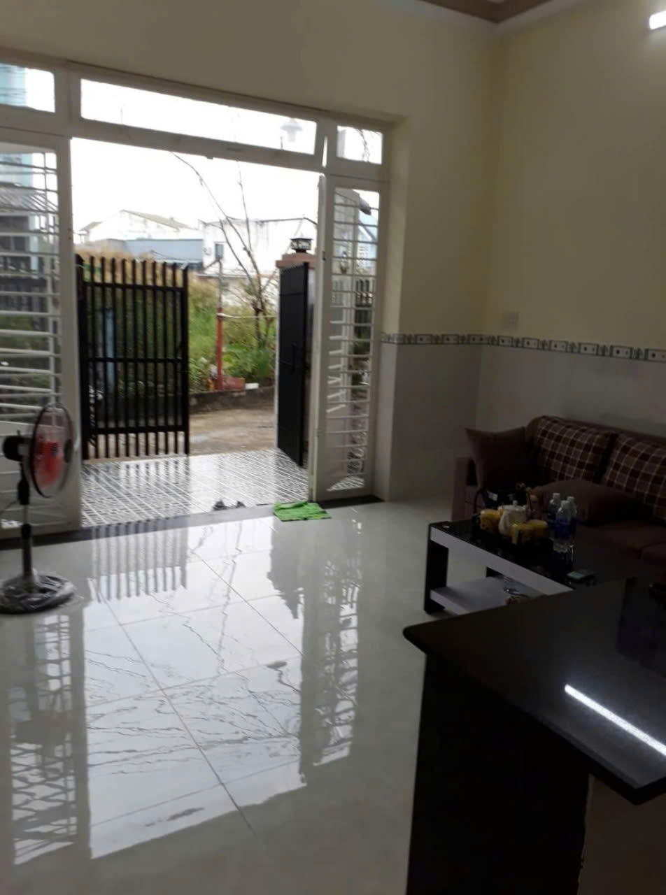 BÁN NHÀ Đ6 NGUYỄN DUY TRINH- TẶNG FULL NỘI THẤT CAO CẤP- GIÁ 4.5 TỶ