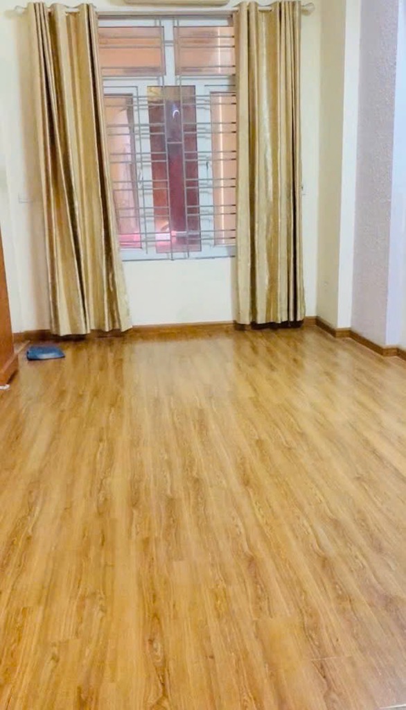 bán nhà hồ tùng mậu cầu giấy ,nhà đẹp tull nội thất gần phố trung tâm  7,5 tỷ
