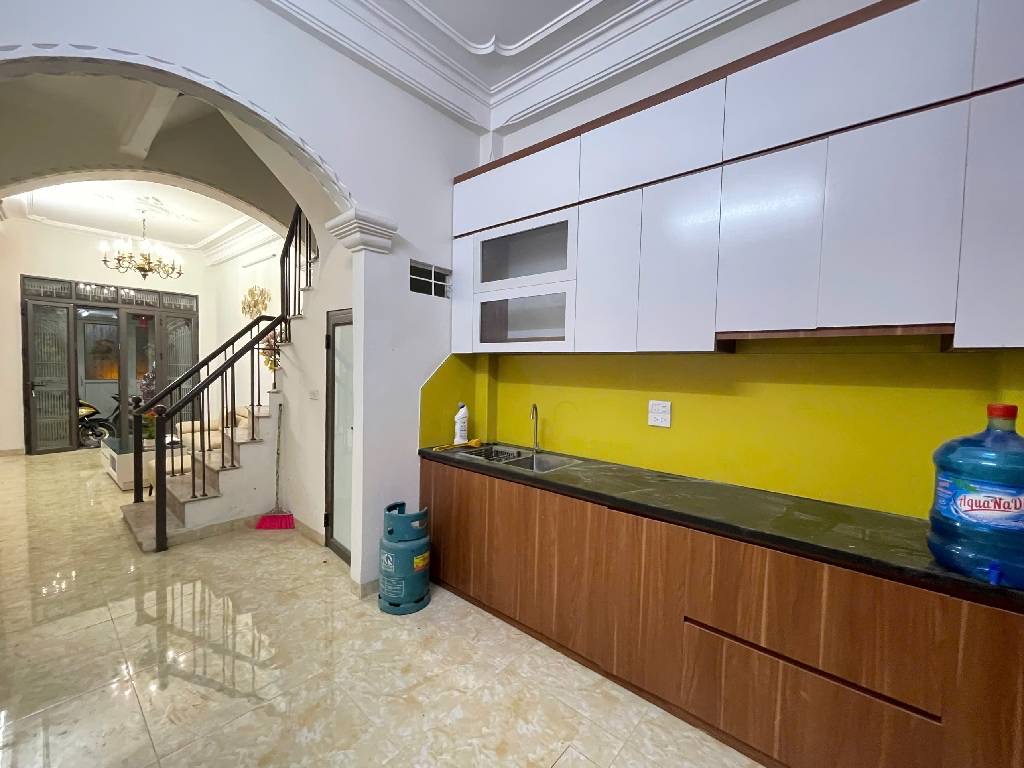 BÁN NHÀ HOÀNG MAI 30M 4 TẦNG GIÁ 4.25 TỈ