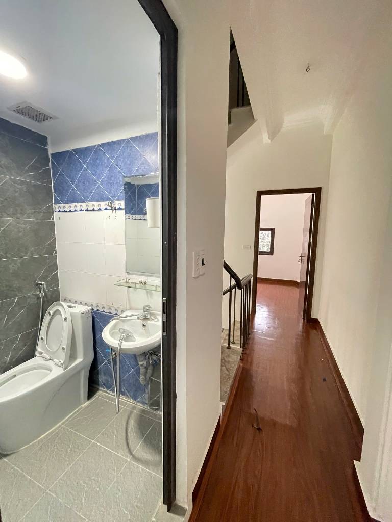 BÁN NHÀ HOÀNG MAI 30M 4 TẦNG GIÁ 4.25 TỈ