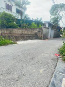 Hiếm có khó tìm. Chỉ nhỉnh 4 tỷ sở hữu ngay 42m2 Lộc Hà, ô tô vào nhà, sát Vin Cổ Loa cầu Tứ Liên