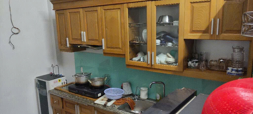 Chủ nhà Bích lộc cần bán nhà Nghĩa Lộ - Yên Nghĩa, 3 tầng, Sổ đỏ cất két, giá loanh quanh 5 tỷ