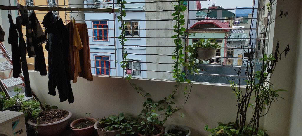Chủ nhà Bích lộc cần bán nhà Nghĩa Lộ - Yên Nghĩa, 3 tầng, Sổ đỏ cất két, giá loanh quanh 5 tỷ